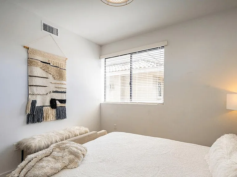 The Arden — Photo 9