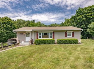 1 Cedar St, Southwick, MA 01077
