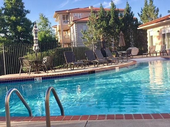 Just one of the many amenities...inviting wouldn't you say?