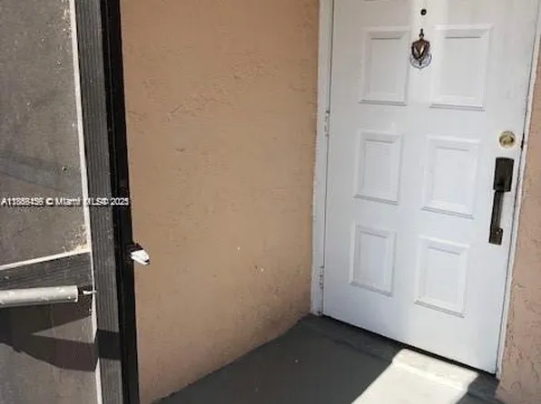 889 Hamilton Dr #889I, Homestead, FL 33034