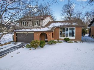 77 Upper Paradise Rd, Hamilton, ON L9C5B6