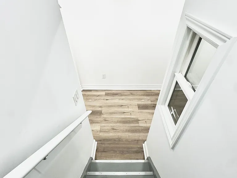4 Campview St — Photo 8