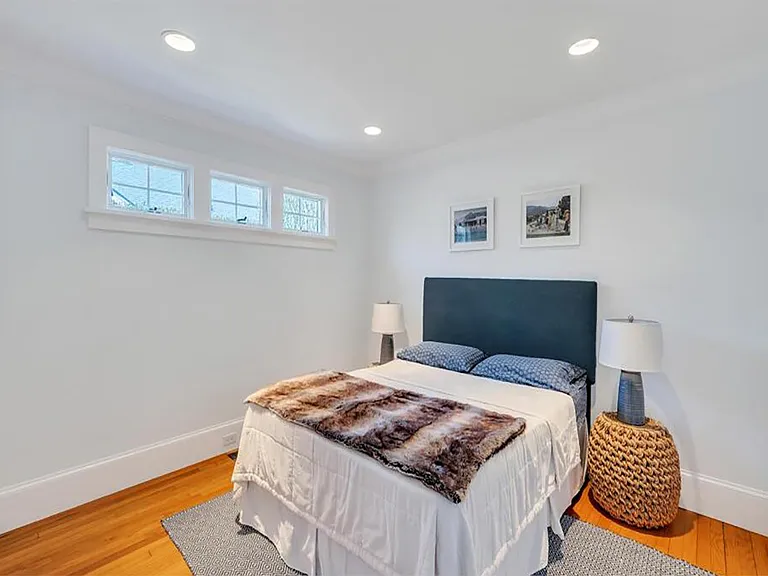 44 Henry St — Photo 21