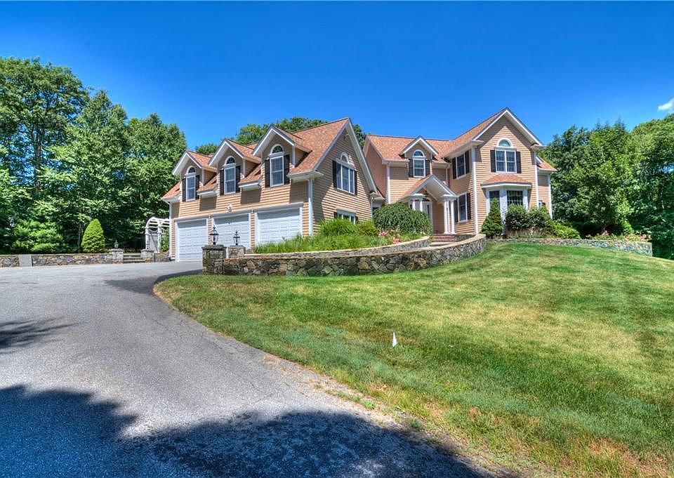 1st image of 25 Princess Pine Dr