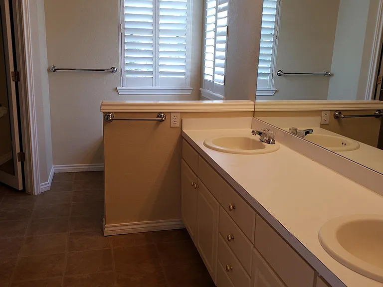 1567 S Richfield Way — Photo 18