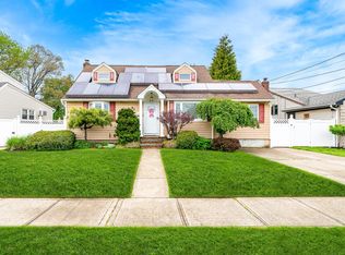 57 Nims Ave, West Babylon, NY 11704