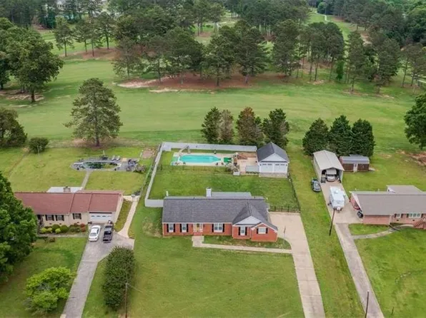 820 N College Dr, Cedartown, GA 30125