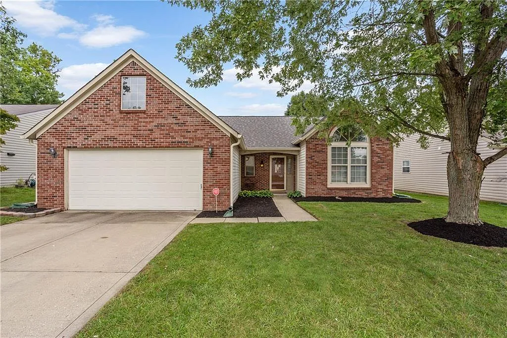 6035 Liverpool Ln photo 1