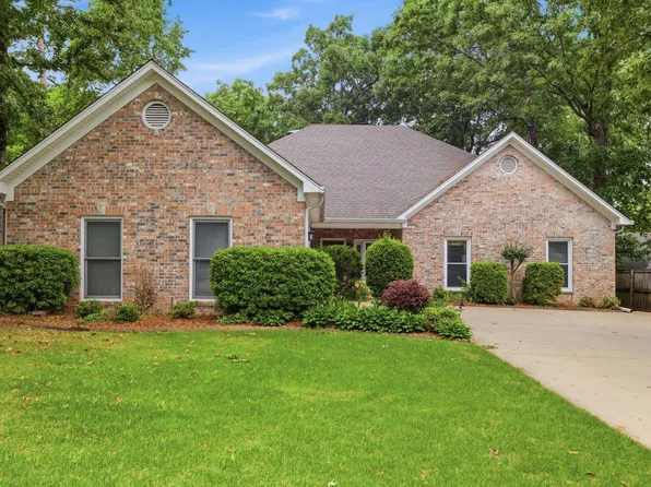 24 Aberdeen Dr, Little Rock, AR 72223