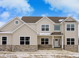 3280 Cedar Lake Rd, Howell, MI 48843