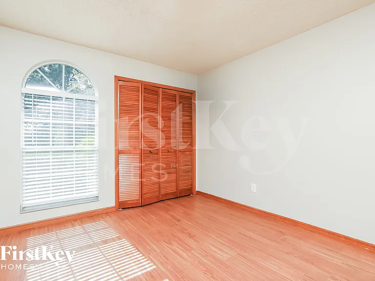 104 Hazel Blvd — Photo 12