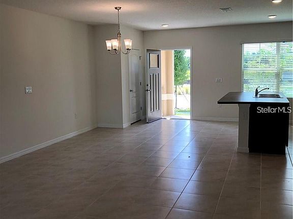 3rd image of 1851 Red Canyon Dr