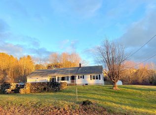 97 Veterans Park Rd, Claremont, NH 03743