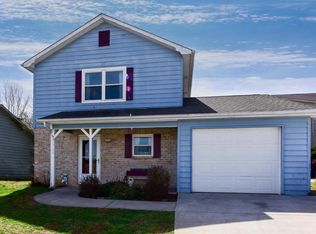 1307 Middlesettlements Rd, Maryville, TN 37801