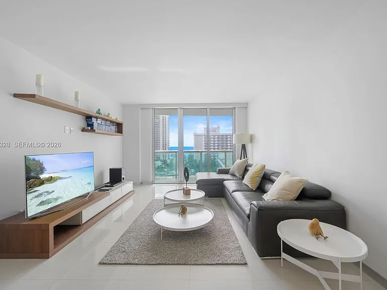 19370 Collins Ave #903 — Photo 4