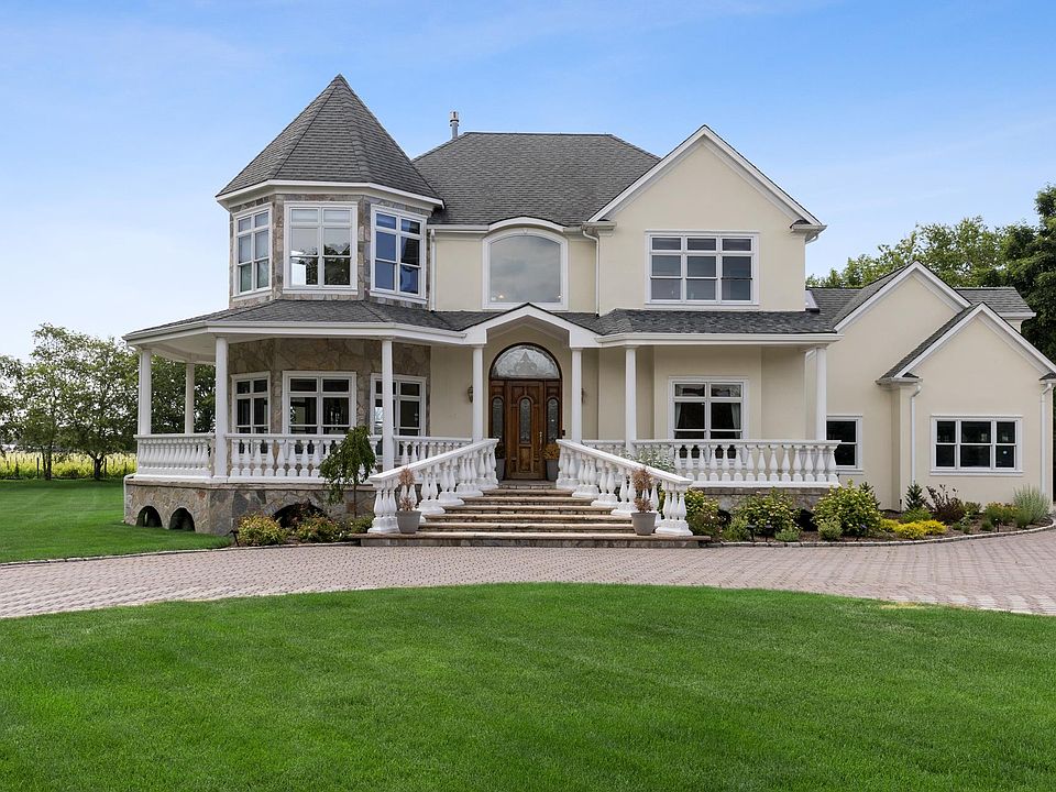 1st image of 1570 Indian Neck Ln