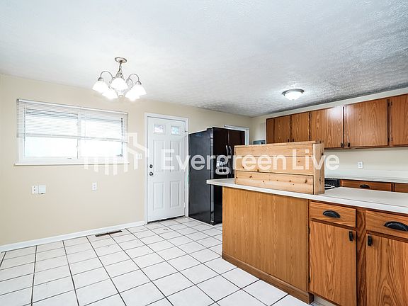 5th image of 6251 Brauning Dr