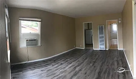 Studio, 1.0 bath, 335 sqft, $1,595 — Photo 4