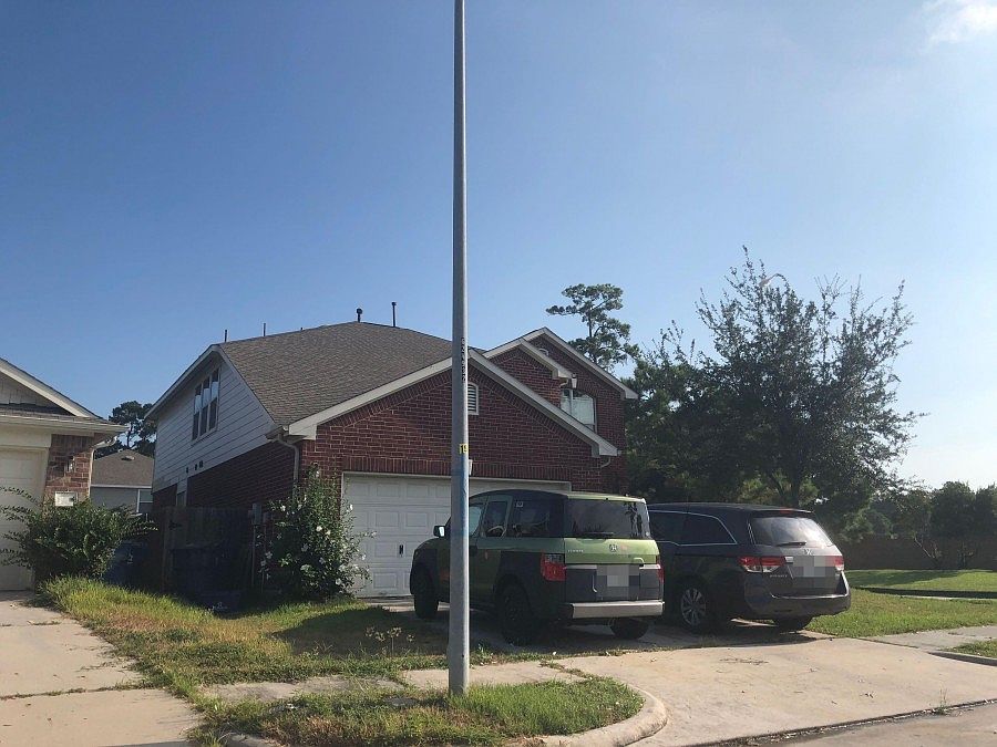 2nd image of 9415 Woolsey Ct