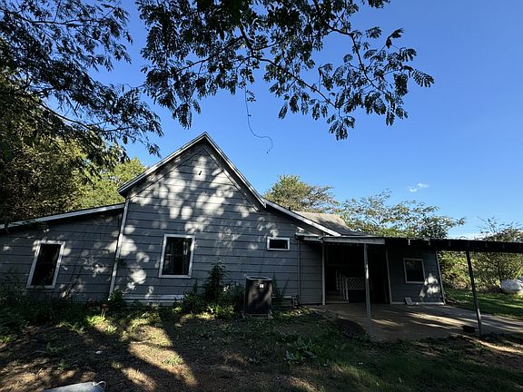 3rd image of 137 County Road 2362