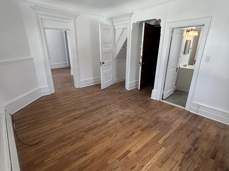 Bedroom, large walk in closet
