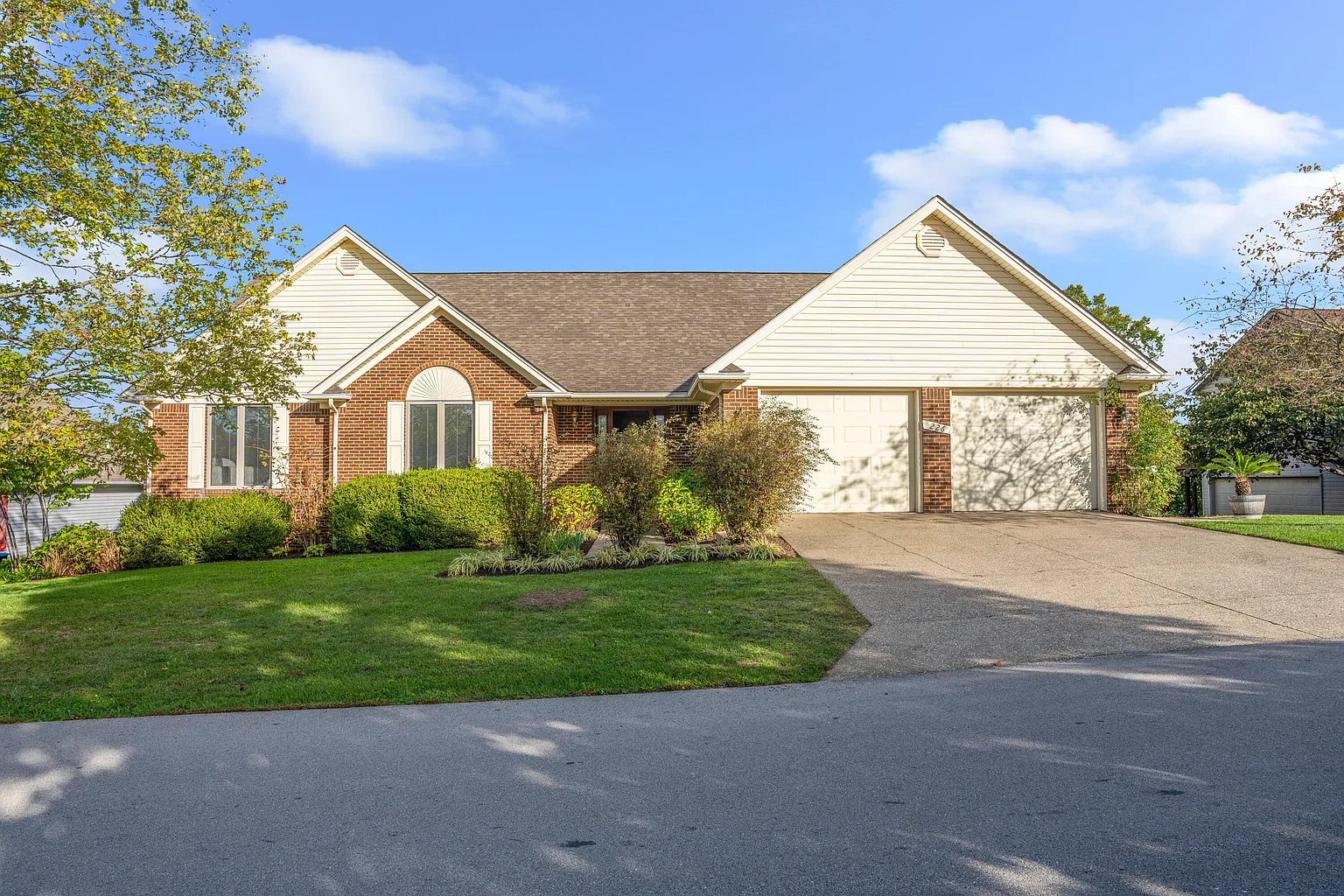 226 Signal Ridge Rd photo 1
