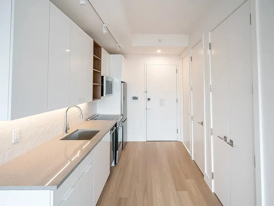 1457 Flatbush Ave #411
