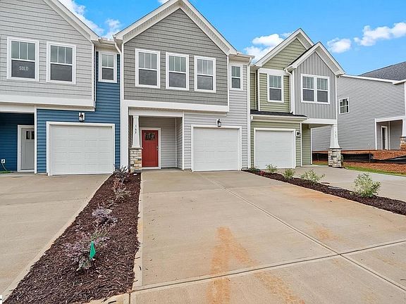 3rd image of 165 Shallons Dr