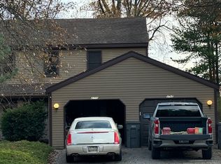 2768 Kragspough Ct, Holland, MI 49424