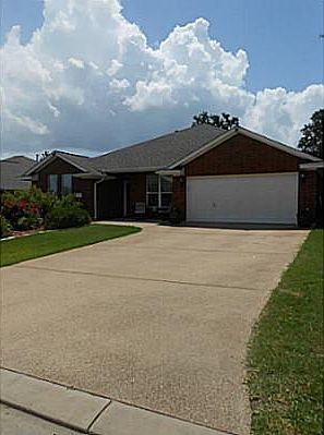 2nd image of 1516 Hunter Creek Dr