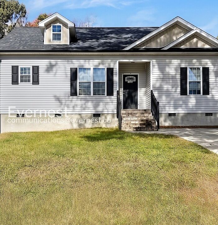 1st image of 1629 Radcliff St