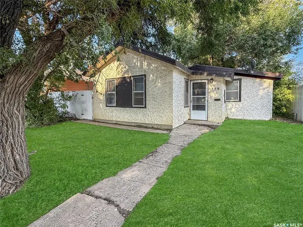 359 6th AVENUE SE, Swift Current, SK S9H 3P2