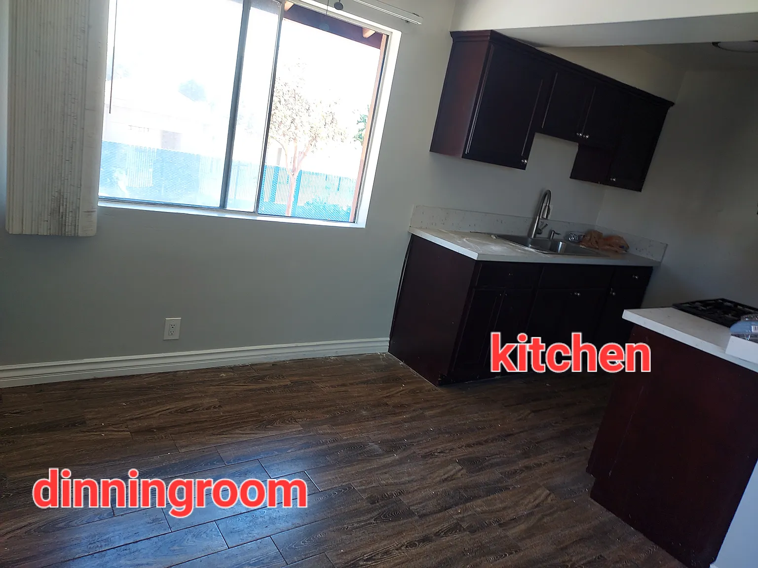 2 bed, 650 sqft, $2,300 — Photo 3