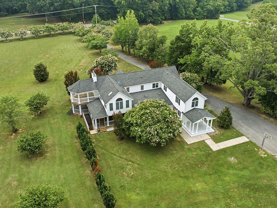 1st image of 9610 Penns Hill Rd