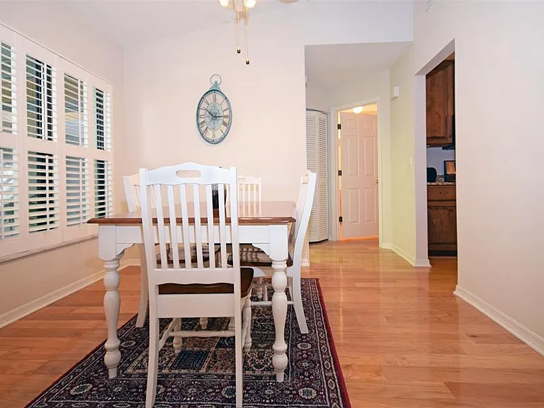 231 Southampton Ln #277 — Photo 7