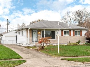 329 Lawver Ln, Dayton, OH 45431