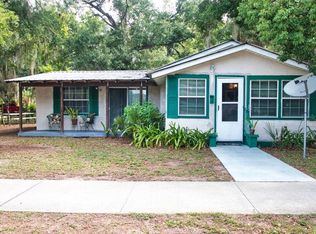 2011 Bates Ave, Eustis, FL 32726