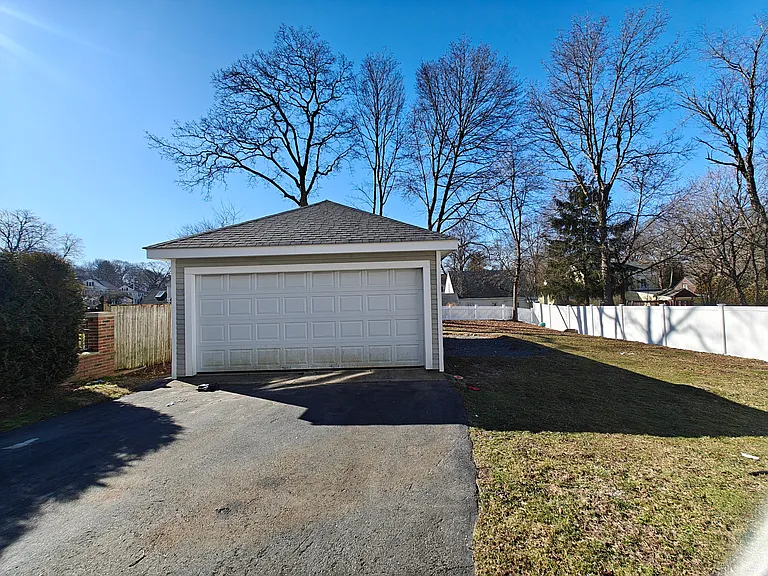 44 Worley St #2 — Photo 9