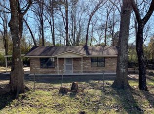 1634 Spinks Chapman Rd, Kilgore, TX 75662