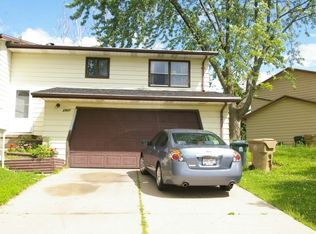 2907 Traceway Dr, Madison, WI 53713