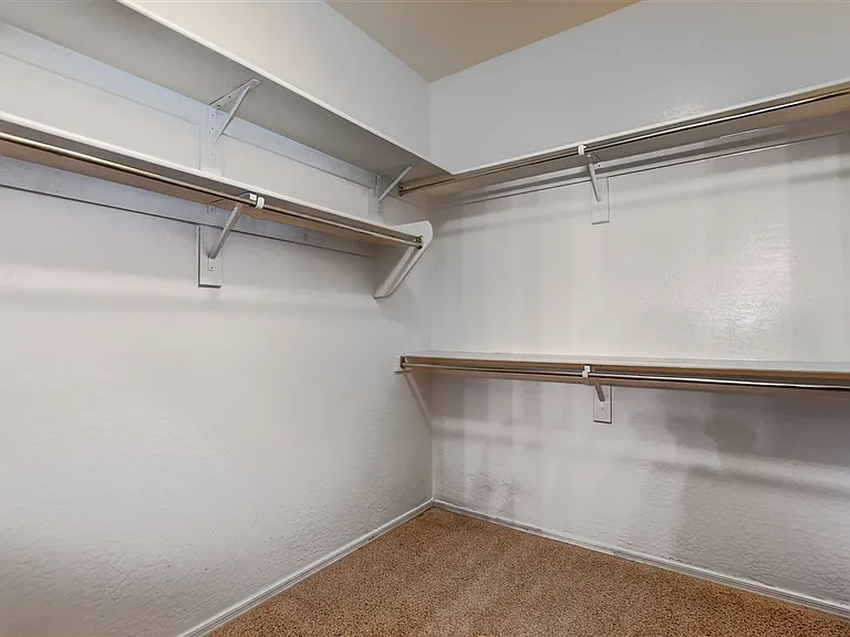 1148 Arden Ct — Photo 15