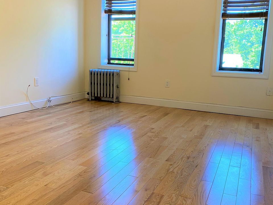 1st image of 949 McLean Ave