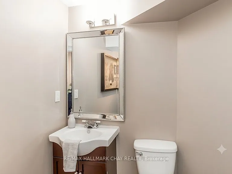 69 Kenwell Cres — Photo 30