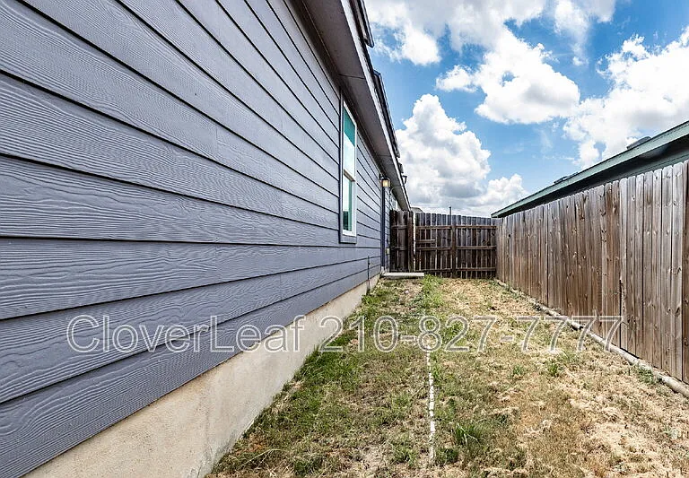 547 Filibusters Trl — Photo 31