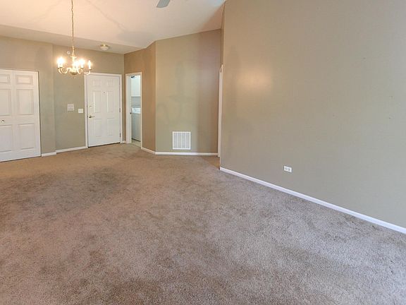 5th image of 3243 Stratford Ct Unit 3D
