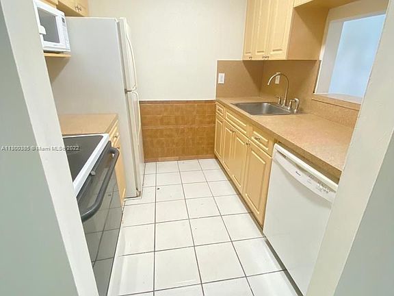 2nd image of 260 NW 107th Ave APT 220