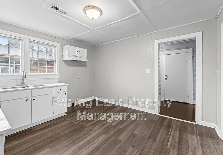 1228 19th Pl SW — Photo 12