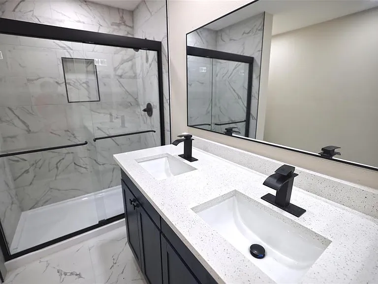 5667 Creekwood Dr — Photo 11
