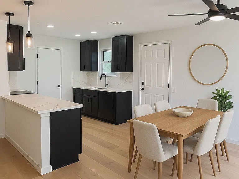 2410 Santa Rita St — Photo 1