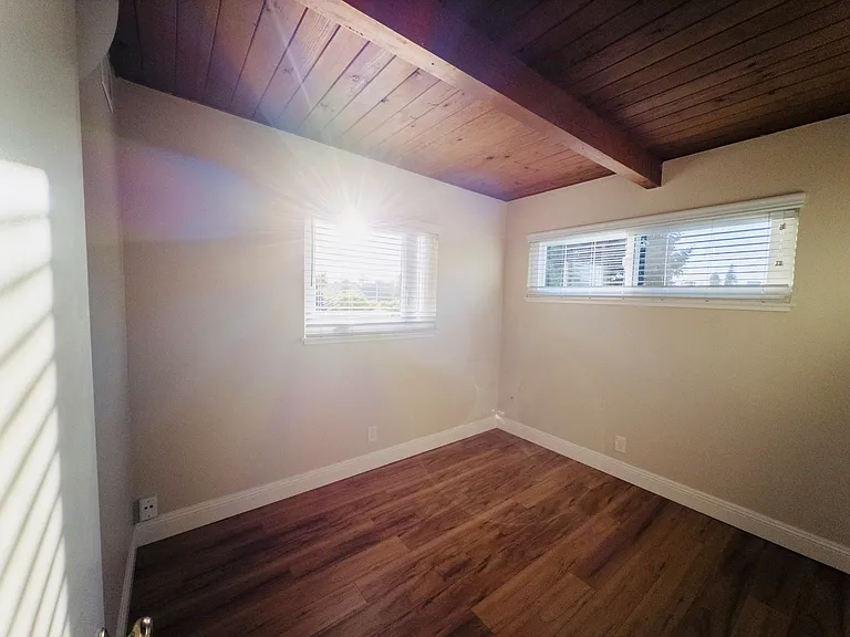 1929 Haste St #3 — Photo 6